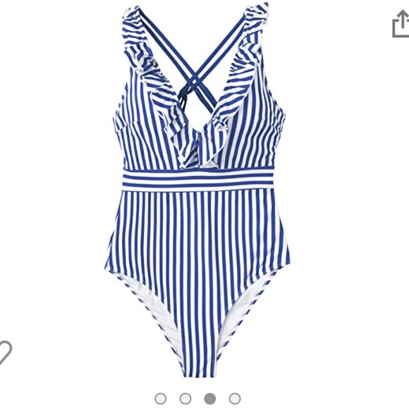 Cupshe ruffled swimsuit - Picture 3 of 4